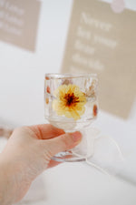Load image into Gallery viewer, WINE GLASS FLOWER CANDLE
